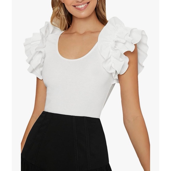 NEW Verdusa Ruffle Trim Layered Butterfly Sleeve Ribbed Scoop White Top Size L - Picture 1 of 13